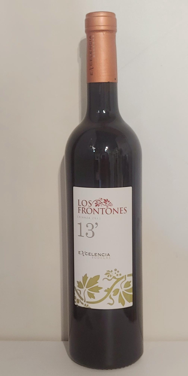 Vino Los Frontones